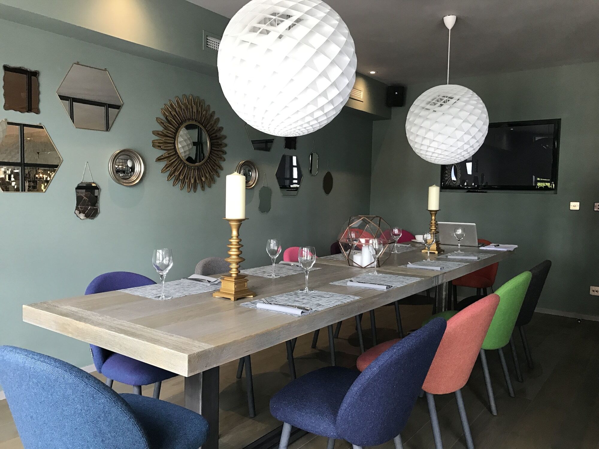 Strathaven Hotel Екстериор снимка