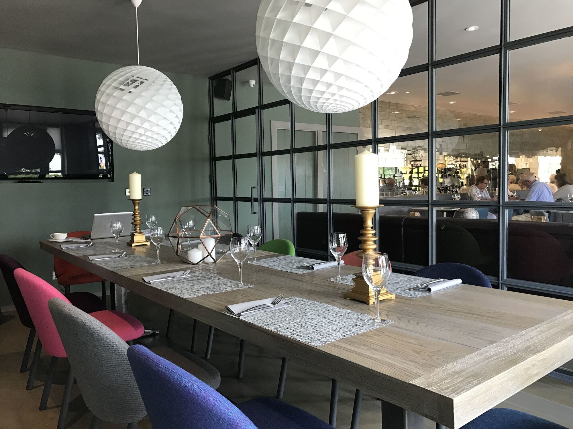 Strathaven Hotel Екстериор снимка